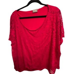 Gia Curve size XL red short sleeve scoop neck tee